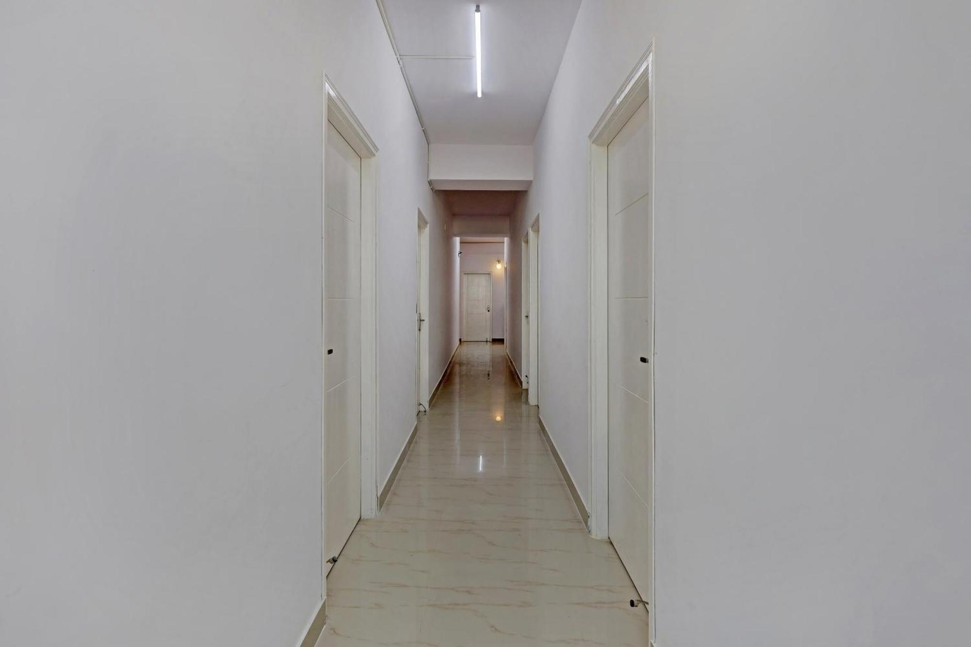 Hotel O Home Compact Studio Kr Puram Near Phoenix Marketcity Бангалор Экстерьер фото